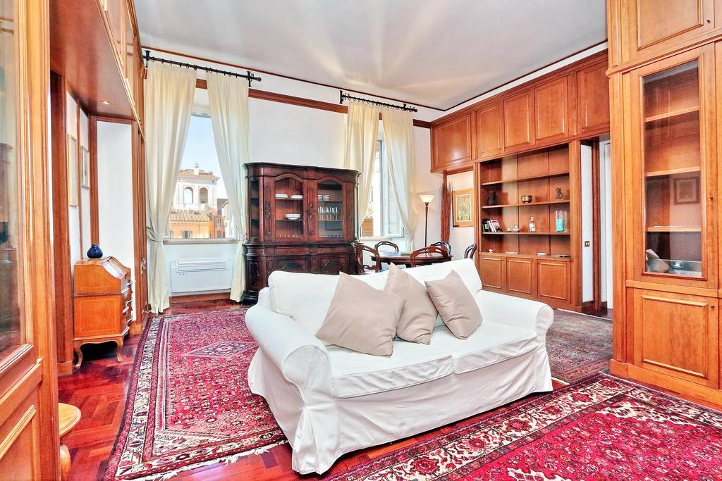 Pantheon Family Romantic Appartement *